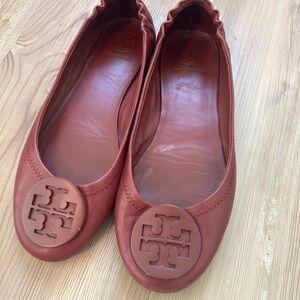 Tory Burch Women's Burgundy Flats